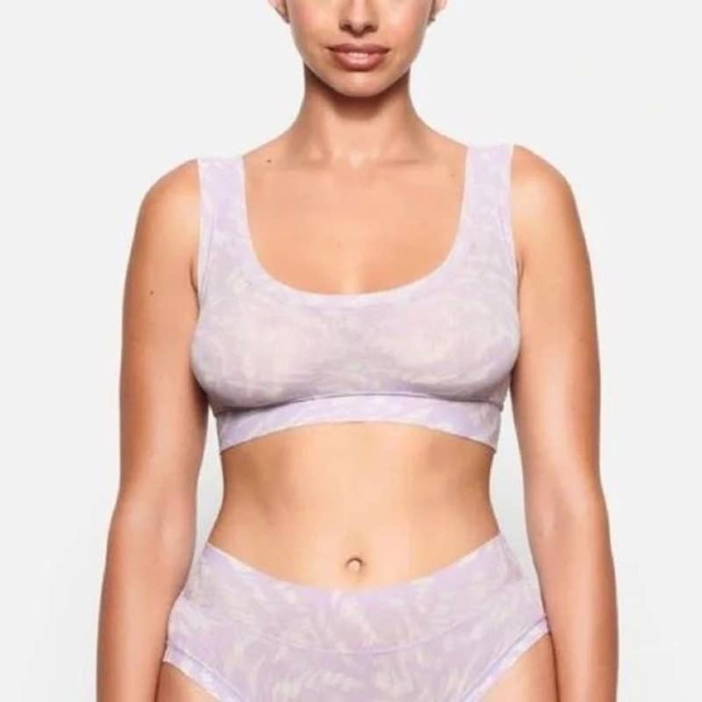 NWT SKIMS summer mesh bralette lilac swirl small